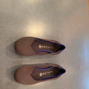 Rothy’s retired “shale”.